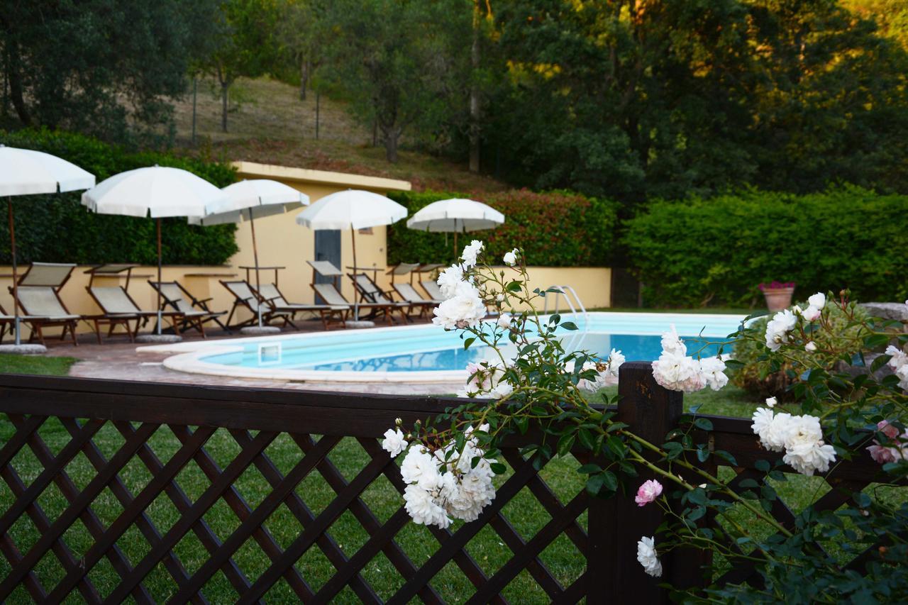 Il Poggiolo Di Parrano Guest House Luaran gambar