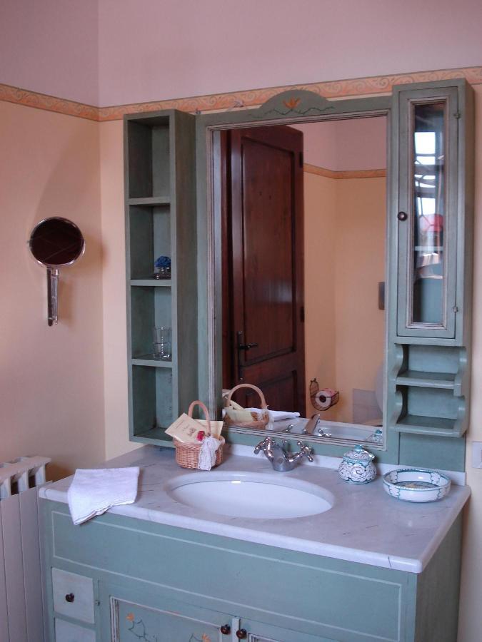 Il Poggiolo Di Parrano Guest House Luaran gambar
